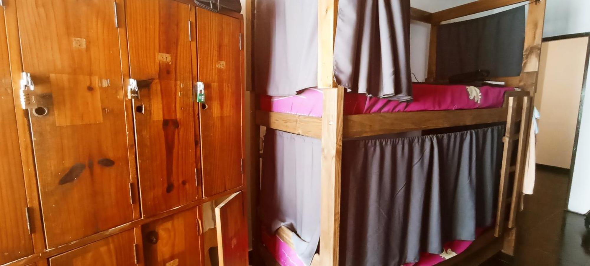 Gueemes Hostel Кордова Экстерьер фото