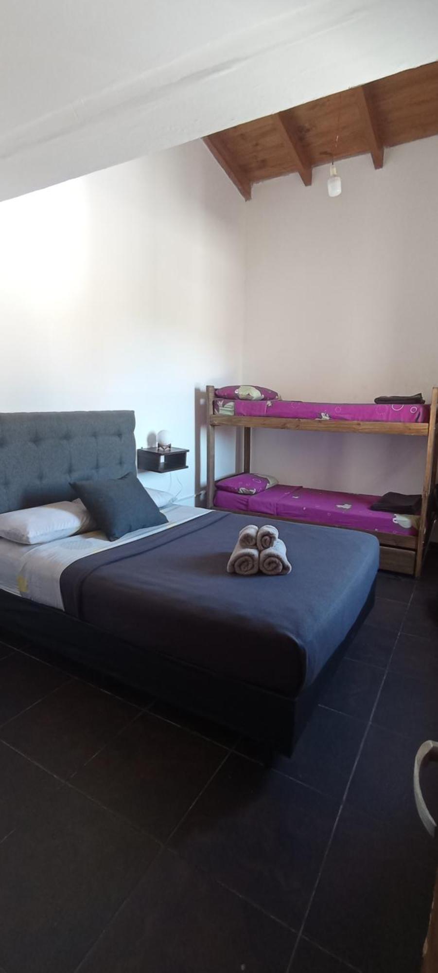 Gueemes Hostel Кордова Экстерьер фото